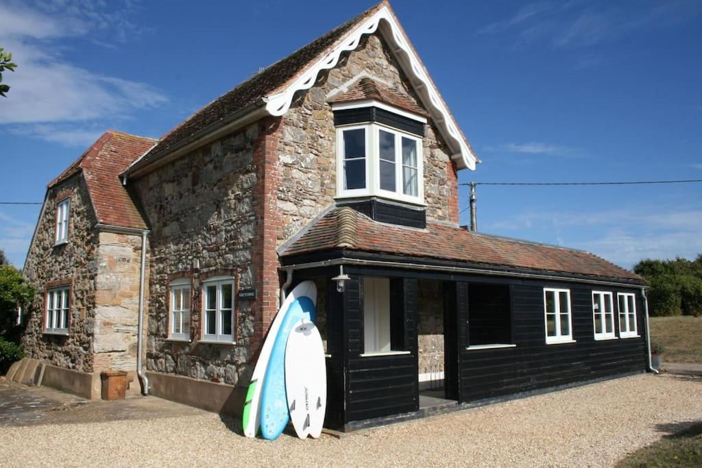 Greystone Cottage - Sea Views, Short Stroll To A Beautiful Sandy Beach Brook  Exterior foto